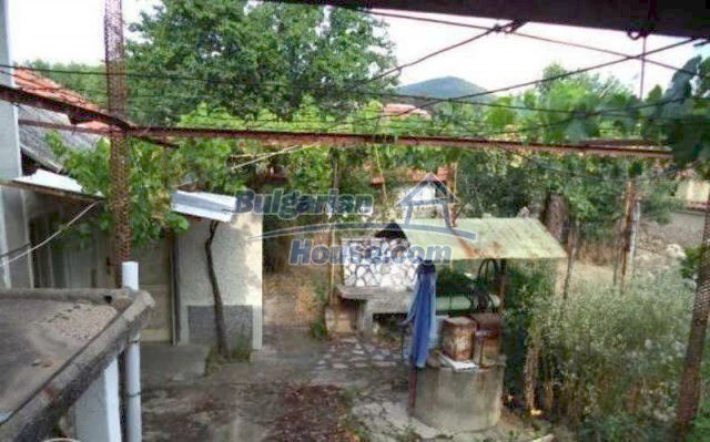 12191:8 - Cheap house in hilly scenic area near Brezovo - Plovdiv