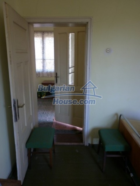 12202:17 - Very nice low-priced country house in Vratsa region