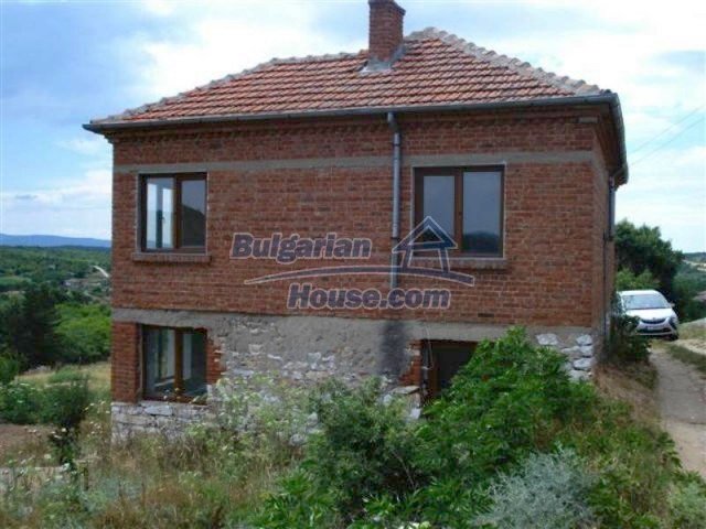 12206:4 - Very cozy and advantageous Bulgarian property near Elhovo