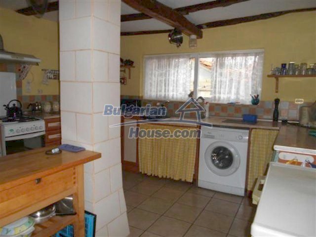 12275:9 - Attractive furnished house with swimming pool near Yambol 