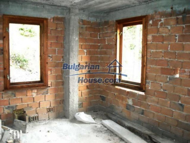 12298:18 - Bulgarian property suitable for hotel,large house,49km-Pamporovo
