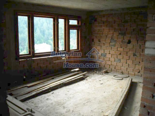 12298:19 - Bulgarian property suitable for hotel,large house,49km-Pamporovo