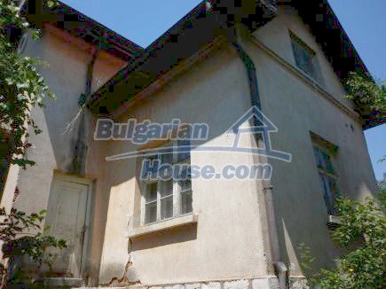 12449:3 - Болгарский дом в Врачанской области, возле леса, 3700sq.м сад