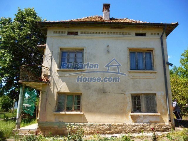 12452:4 - Bulgarian Property for sale 4km from Mezdra, Vratsa, big garden