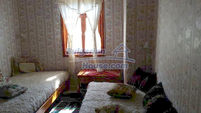 12559:41 - Bulgarian house in Stara Planina mountain near river 