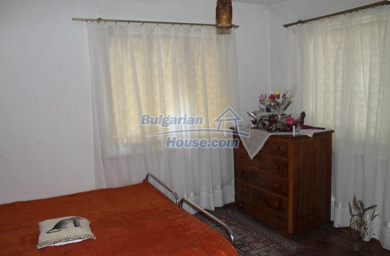 12489:14 - House in good condition for sale, 25km from Mezdra, Vratsa