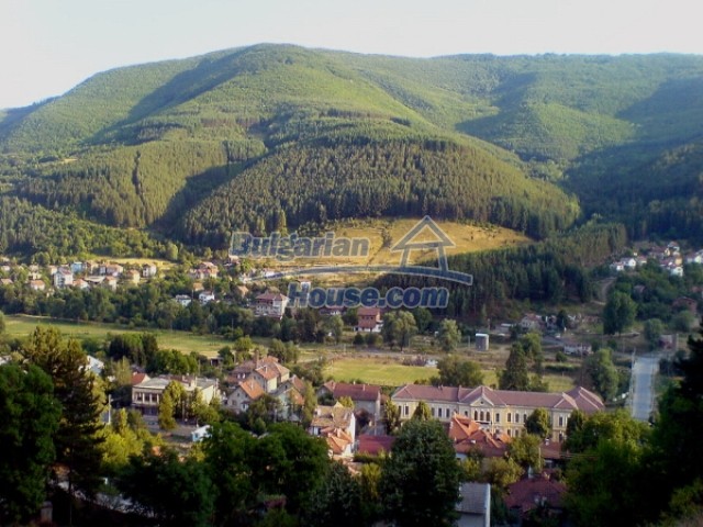 11054:2 - Bulgarian house near Sofia, incredible mountain views