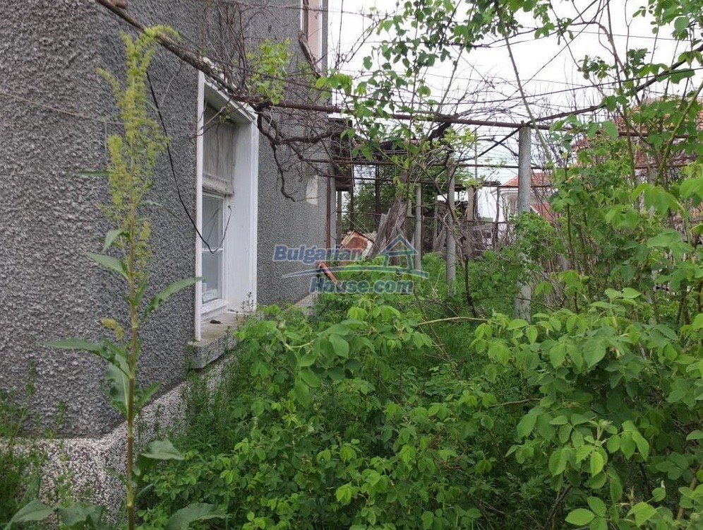 12643:15 - Property for sale 25km from the sea and 32 from Burgas