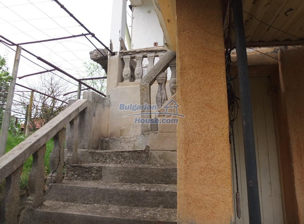 12643:27 - Property for sale 25km from the sea and 32 from Burgas