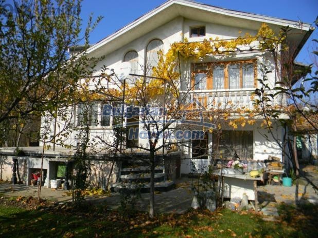 11145:1 - Gorgeous family house in the Rose Valley, Kazanlak