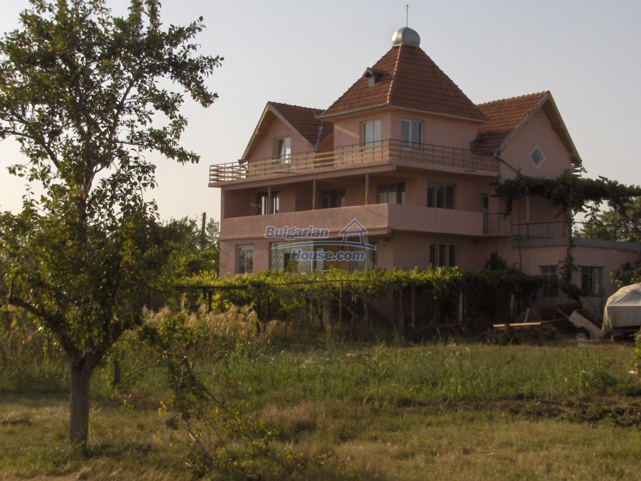 11499:17 - Large and beautiful rural house near Targovishte BARGAIN PRICE