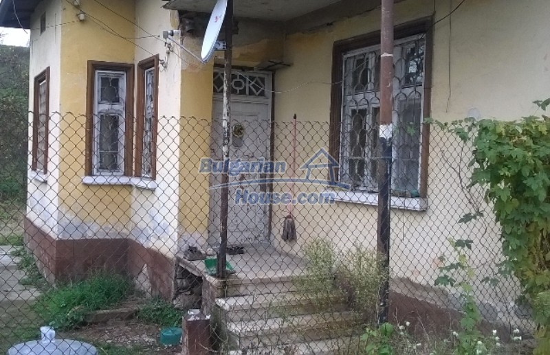 12020:9 - Cheap house with a garden in Botevgrad – Sofia District