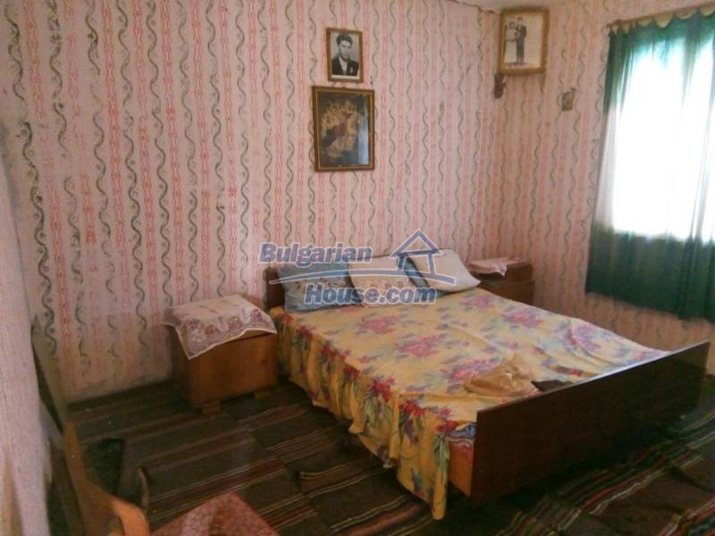 12782:10 - An old Bulgarian property ideal for holiday home  Vratsa region