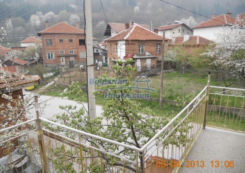11992:9 - Beautiful partly furnished house near Borovets and Sofia