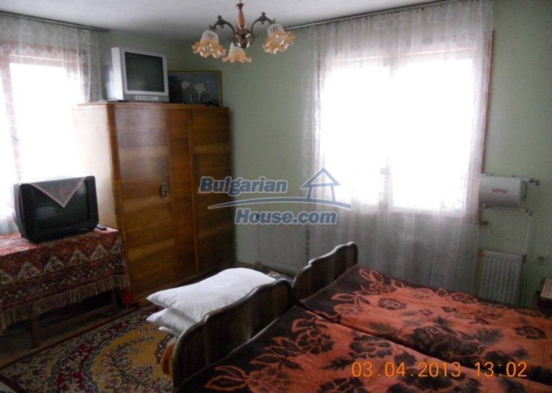 11992:6 - Beautiful partly furnished house near Borovets and Sofia