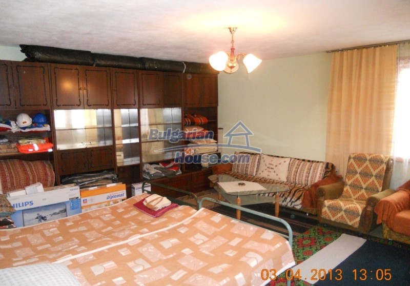 11992:8 - Beautiful partly furnished house near Borovets and Sofia