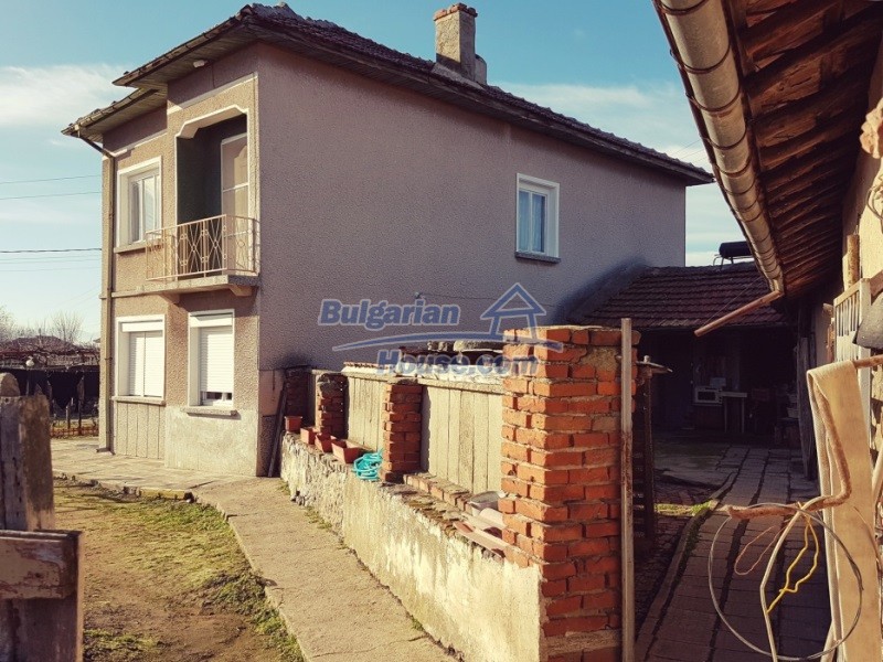 12776:7 - Lovely property for sale between Plovdiv and Stara Zagora