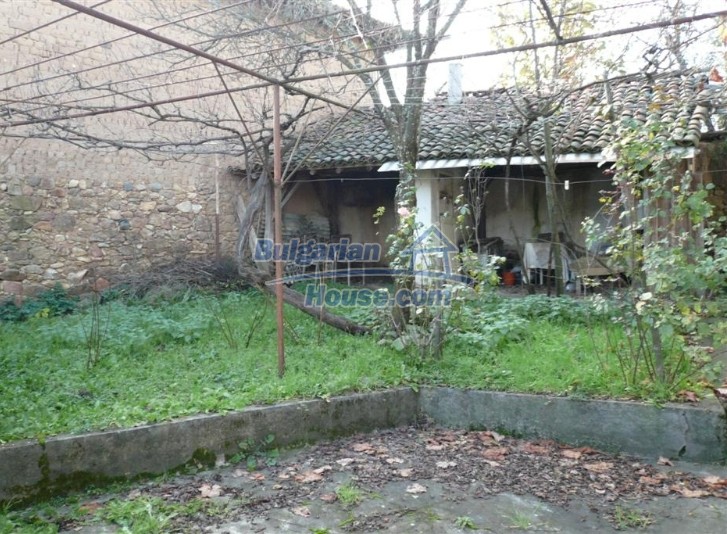 12324:7 - Cozy Bulgarian House near Pavel Banya and Spa resort