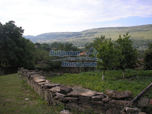 11036:5 - Massive partially furnished rural property in Vratsa region