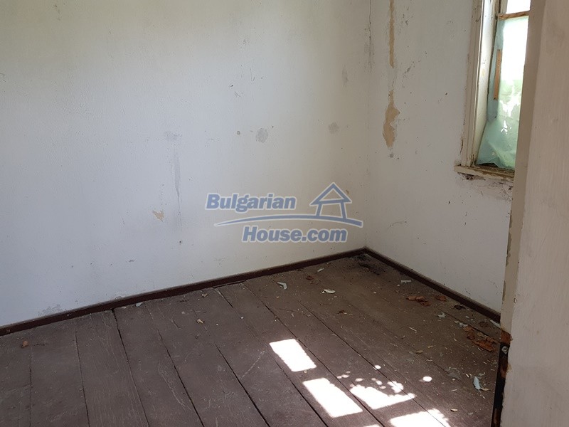 12756:12 - Bulgarian house for sale 20 km away from Sunny Beach and the sea