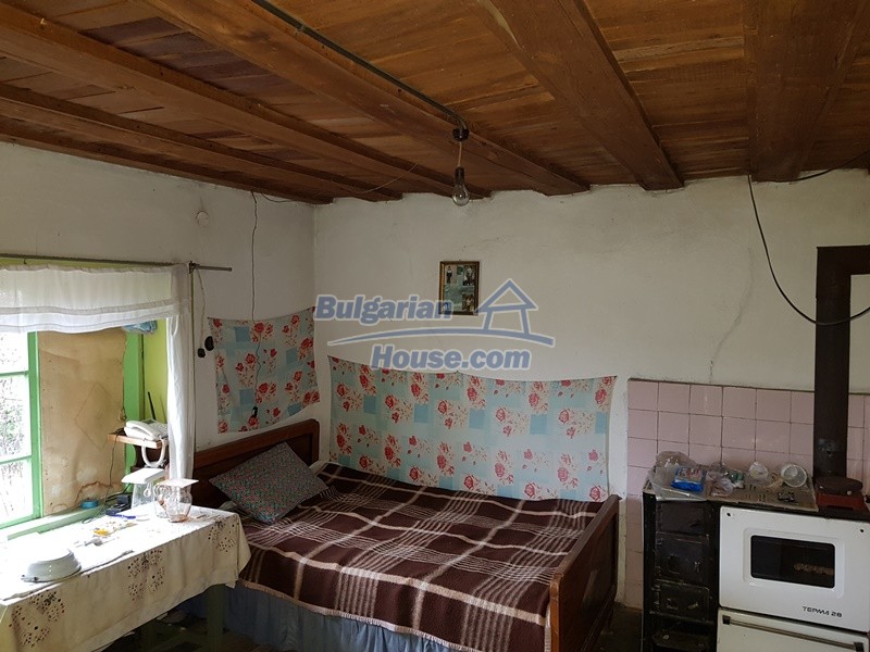 12712:18 - Cozy Bulgarian house for sale with garden of 5100sq.m, Popovo 