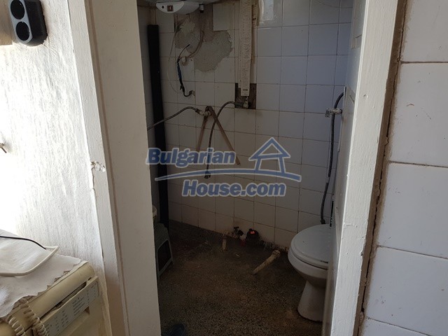 12739:42 - Partly renovated Bulgarian property for sale 35 km from Plovdiv