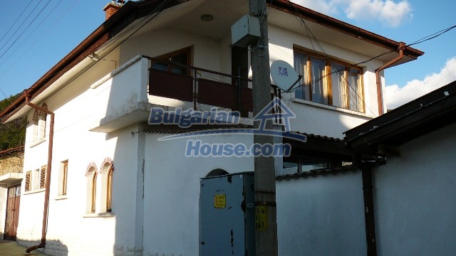 11050:10 - House for rent and sale in Stara Zagora region,near lake and SPA