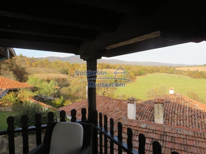 12637:49 - Beautiful 4 bedroom property with stunning mountain views, Elena