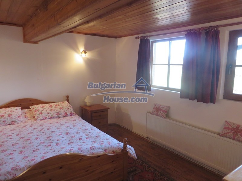 12637:57 - Beautiful 4 bedroom property with stunning mountain views, Elena