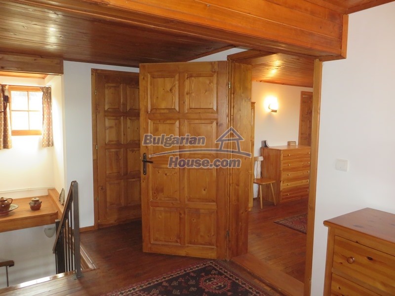 12637:56 - Beautiful 4 bedroom property with stunning mountain views, Elena