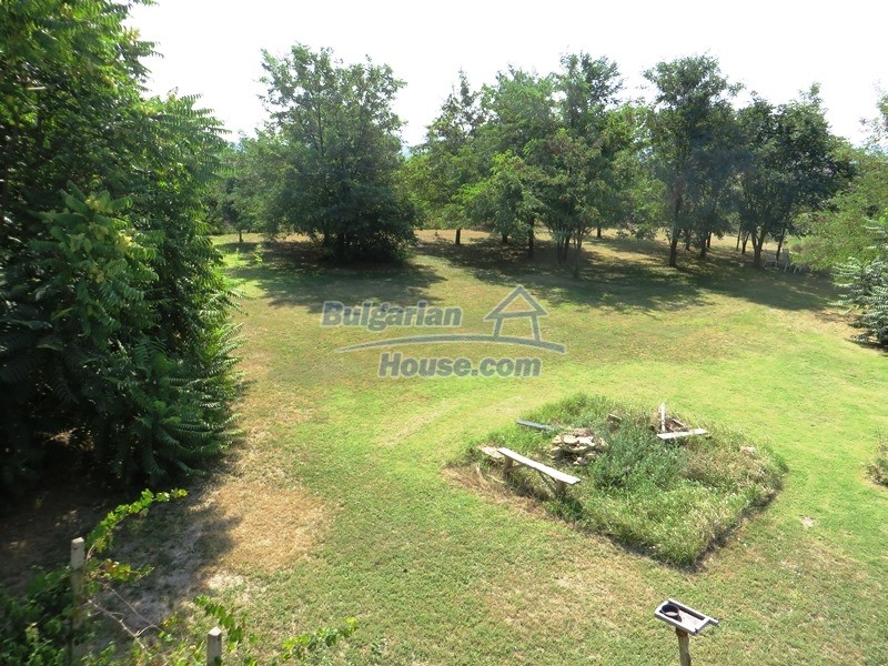 12586:34 - Lovelly Bulgarian house 24km from Veliko Tarnovo 3500sq.m.garden