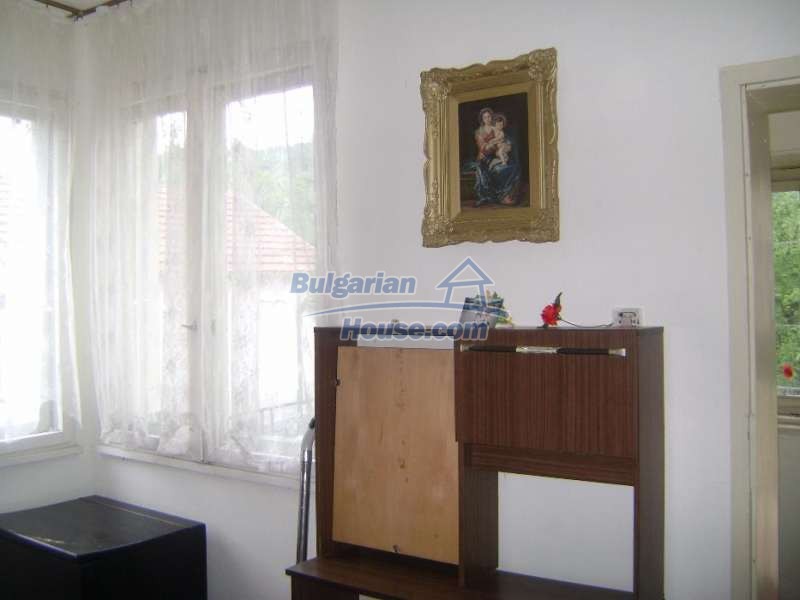 12499:8 - Cheap Bulgarian property near Mezdra, Vratsa, Bulgaria
