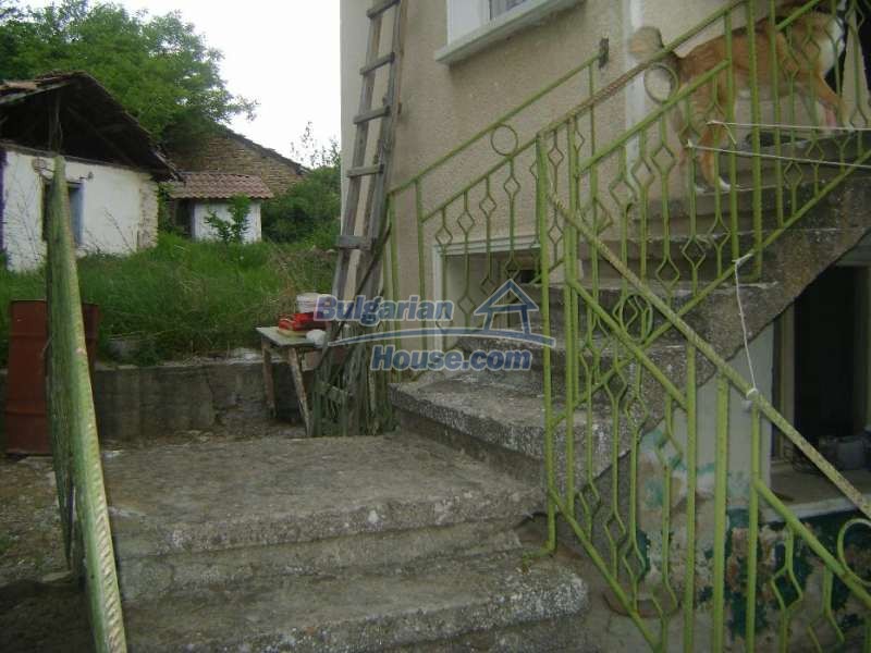 12499:6 - Cheap Bulgarian property near Mezdra, Vratsa, Bulgaria