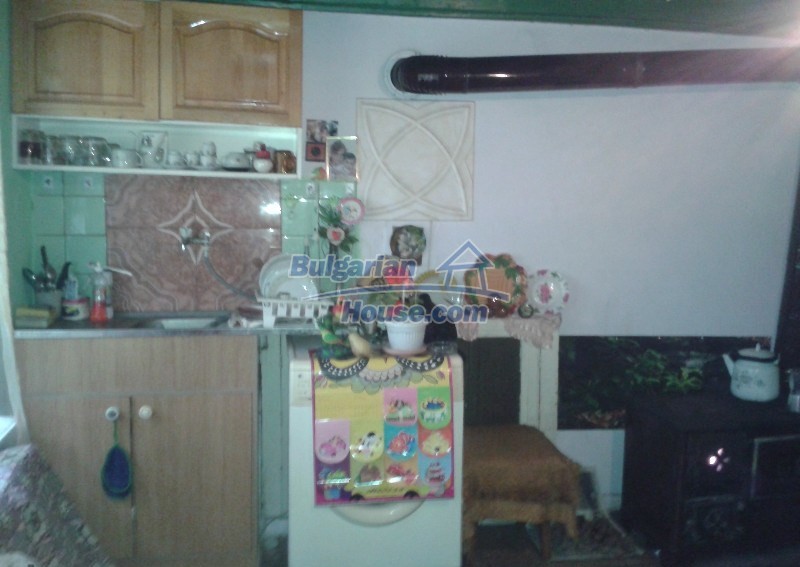 11820:6 - Furnished house with lovely huge garden near Chirpan