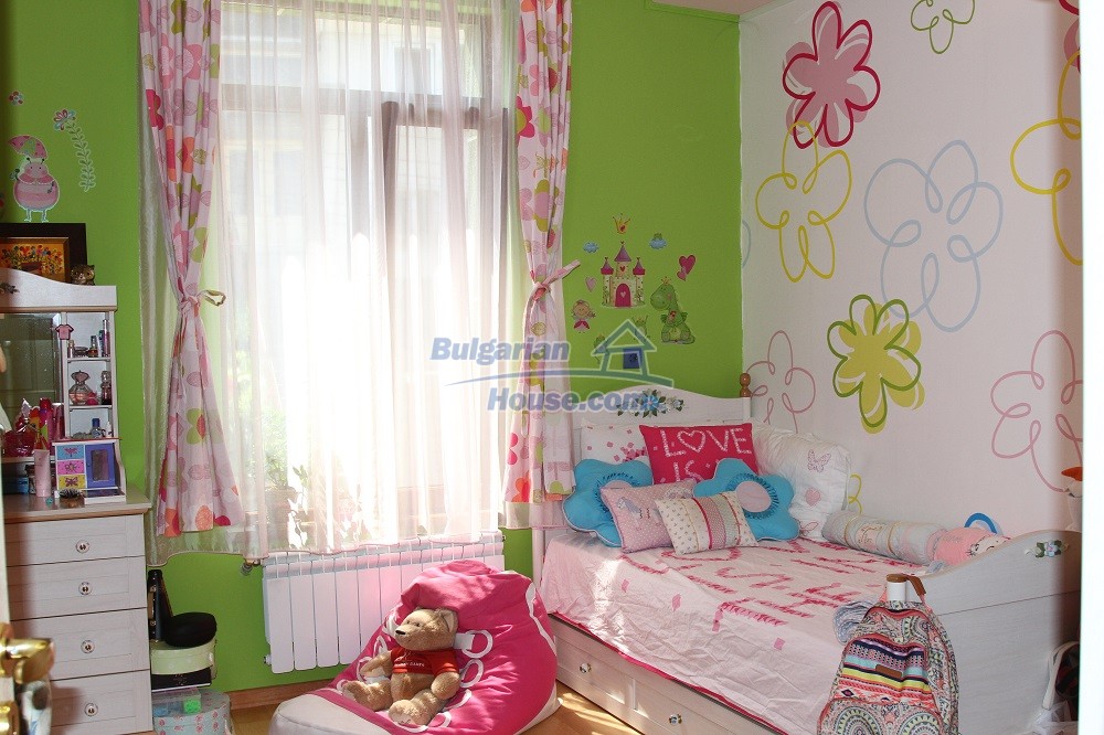 12182:33 - Luxury five bedroom property in Svishtov – elegant design