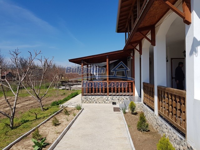 12730:35 - Two storey house for sale 35 km from Plovdiv with nice views
