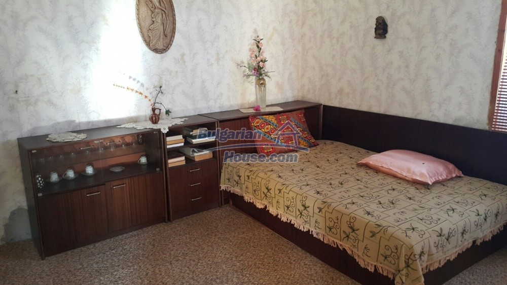 12758:5 - Cozy Bulgarian house with big potential 40km from the sea 