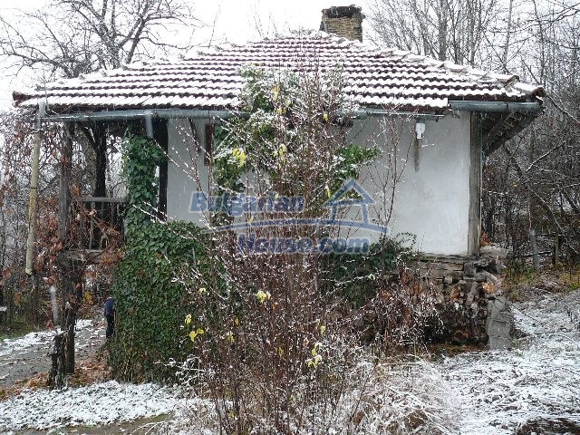 12443:75 - Traditional Bulgarian property for sale in Lovech region