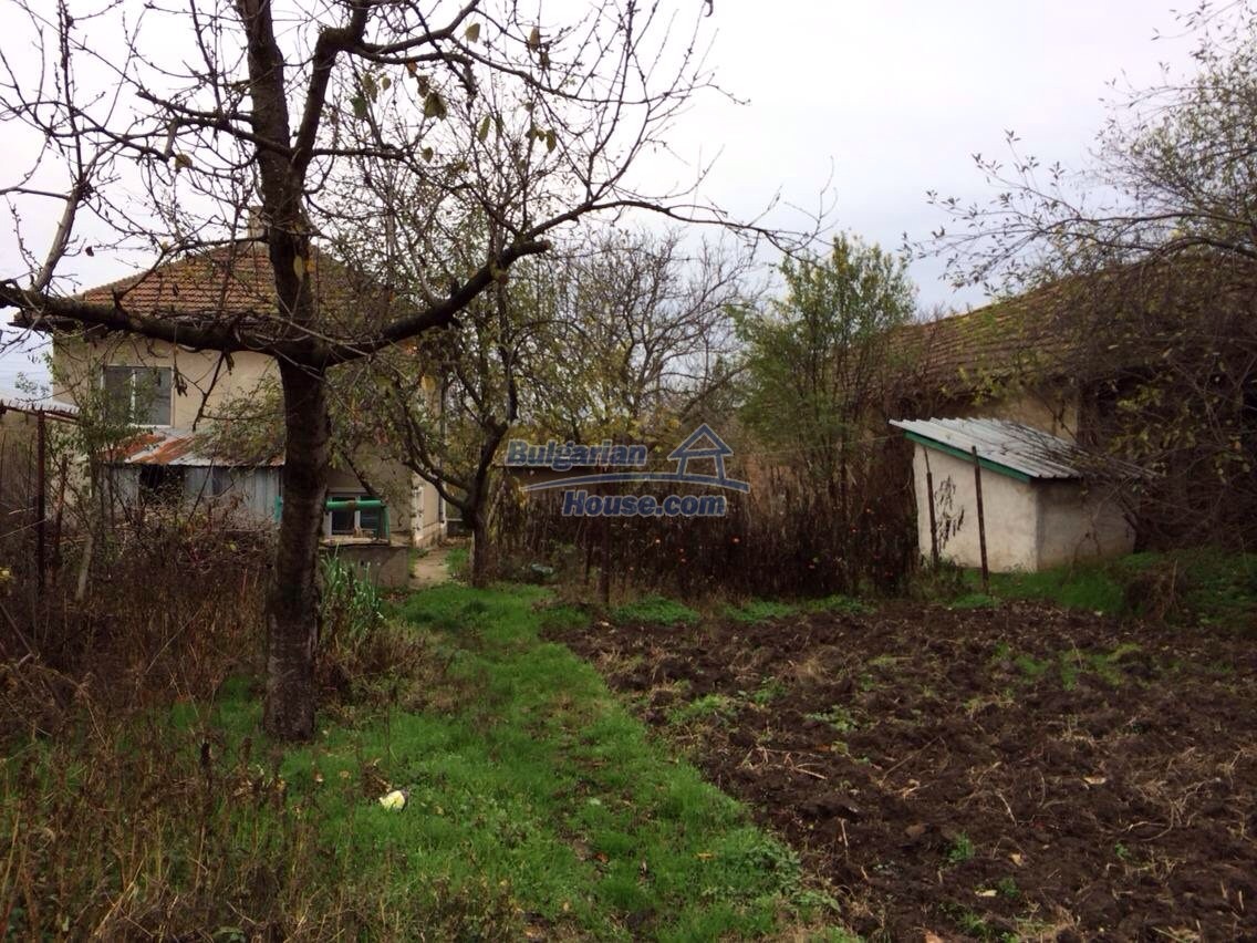 12781:15 - Bulgarian property for sale in good condition in Vratsa region 