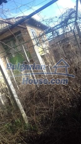12840:19 - Extremely cheap Bulgarian property for sale near lake 