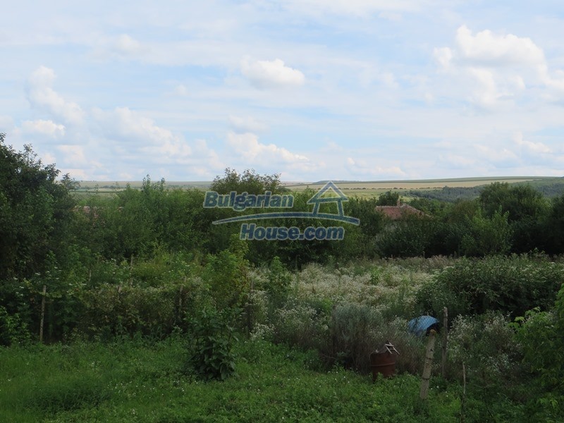 12873:14 - 3 bedroom Bulgarian house with large garden 2500 m2 and big barn