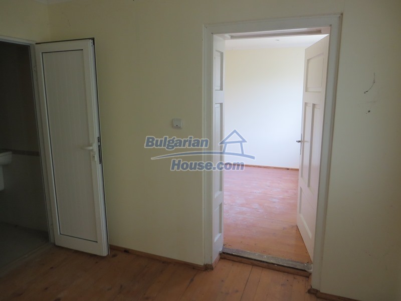 12874:11 - Renovated 2 bedroom house for sale near Veliko Tarnovo