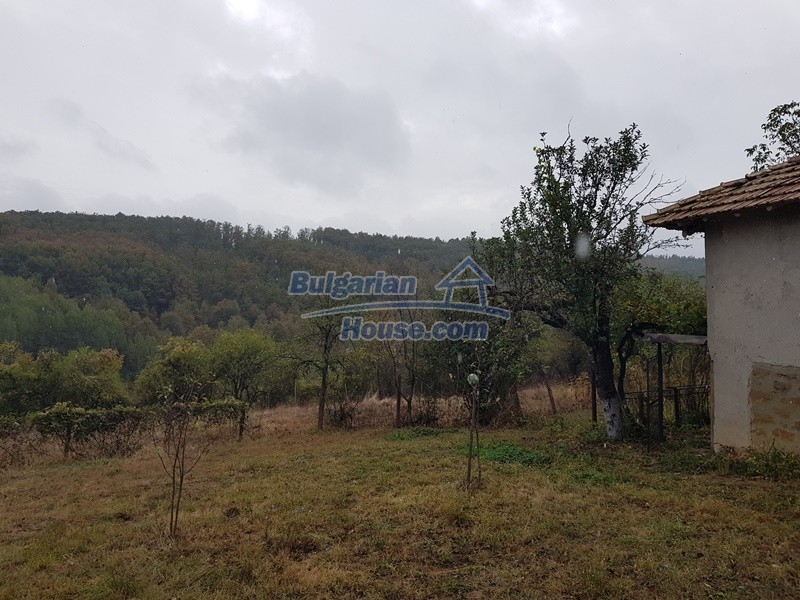 12908:45 - Cheap Bulgarian property near Yastrebino lake Targovishte