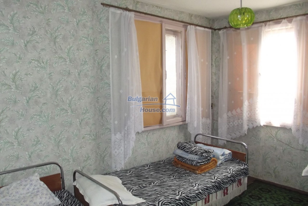 13021:7 - Cheap Bulgarian property for sale in Vratsa region near river 