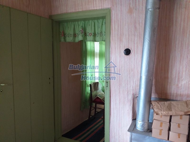 13042:28 - Cozy Bulgarian house for sale in Targovishte region  Popovo area