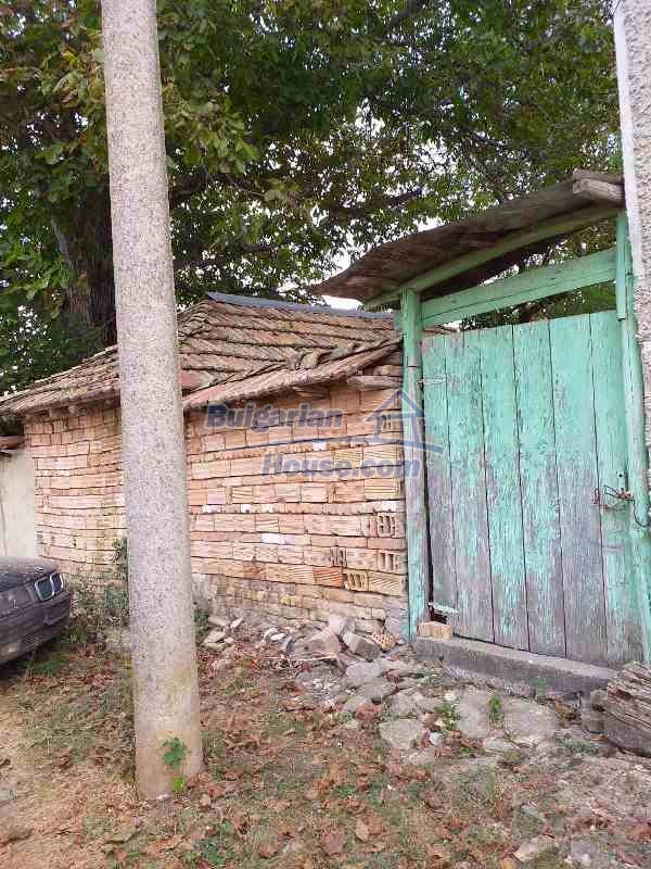 13042:43 - Cozy Bulgarian house for sale in Targovishte region  Popovo area