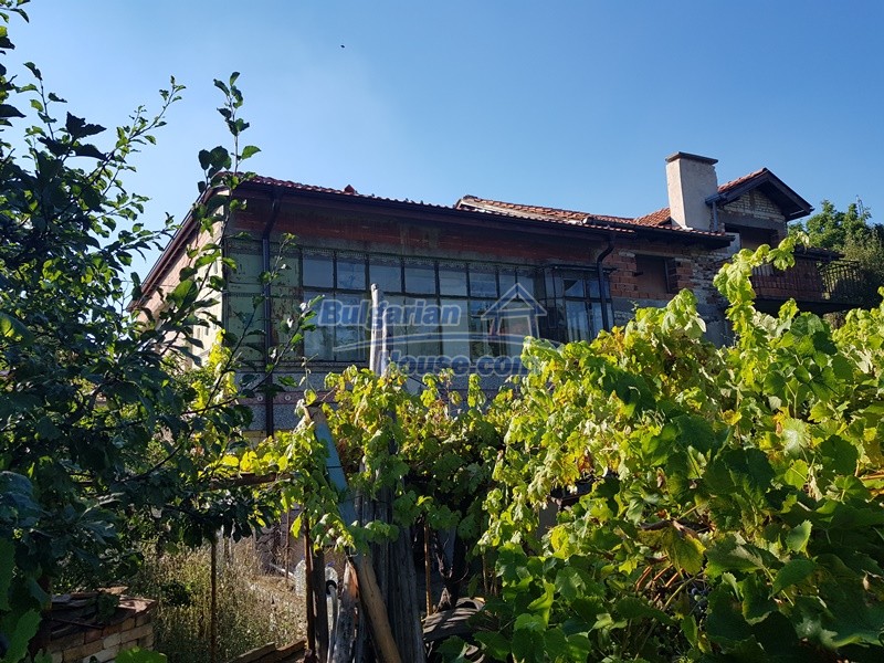 13053:3 - House for sale in lyaskovo 20 km from Plovdiv city