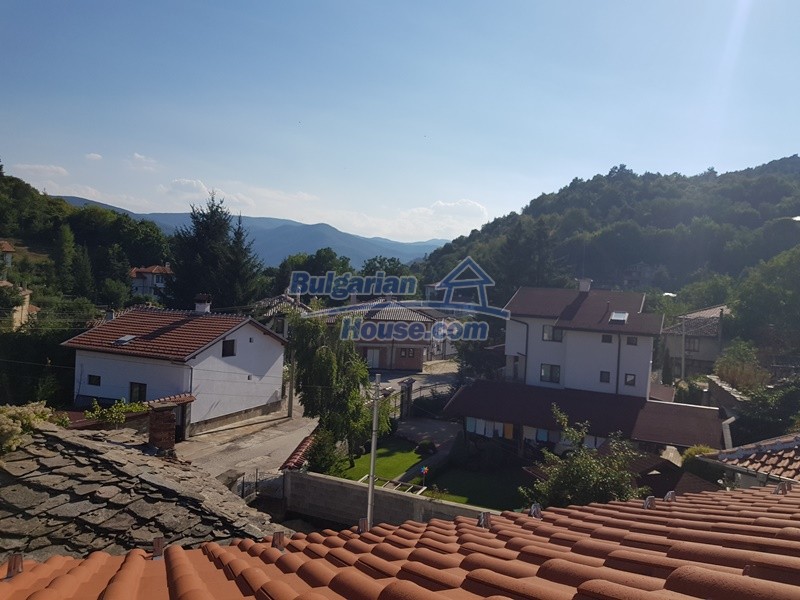 13053:71 - House for sale in lyaskovo 20 km from Plovdiv city