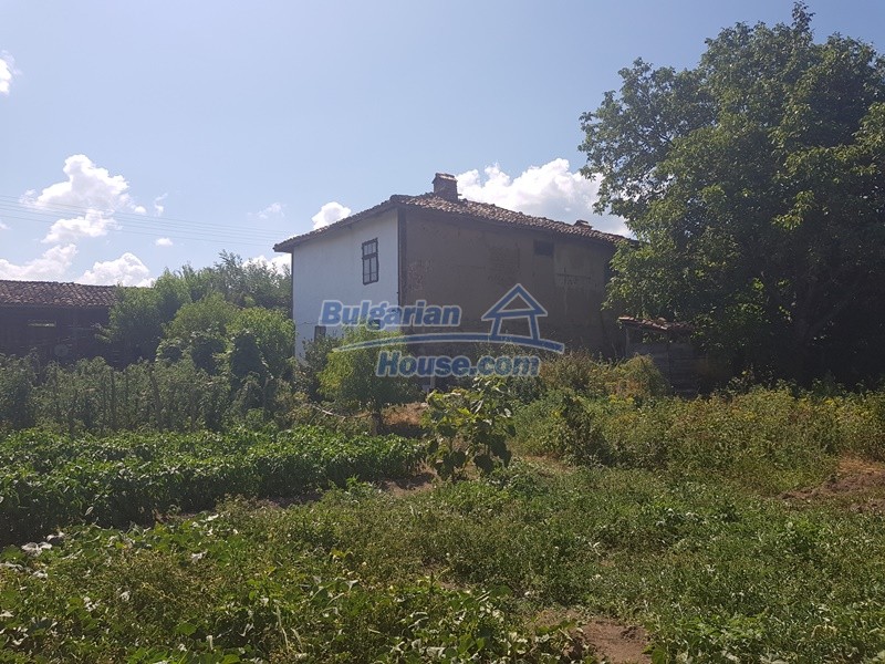 13054:63 - Traditional Bulgarian house 9km away from Yastrebino lake Popovo