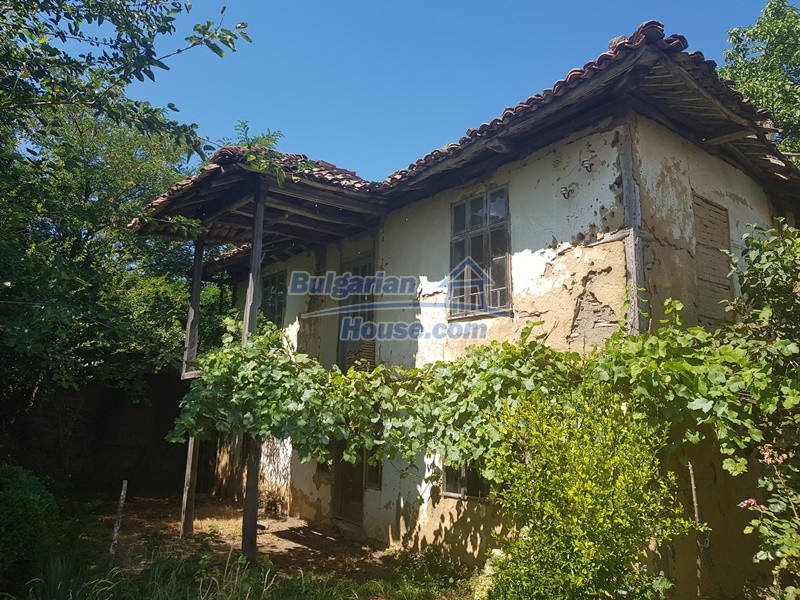 13054:71 - Traditional Bulgarian house 9km away from Yastrebino lake Popovo
